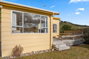 Lakeside Escape - Motuoapa Holiday Home